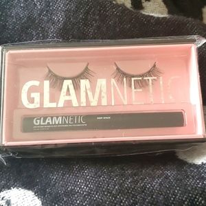 GLAMNETIC LASHES